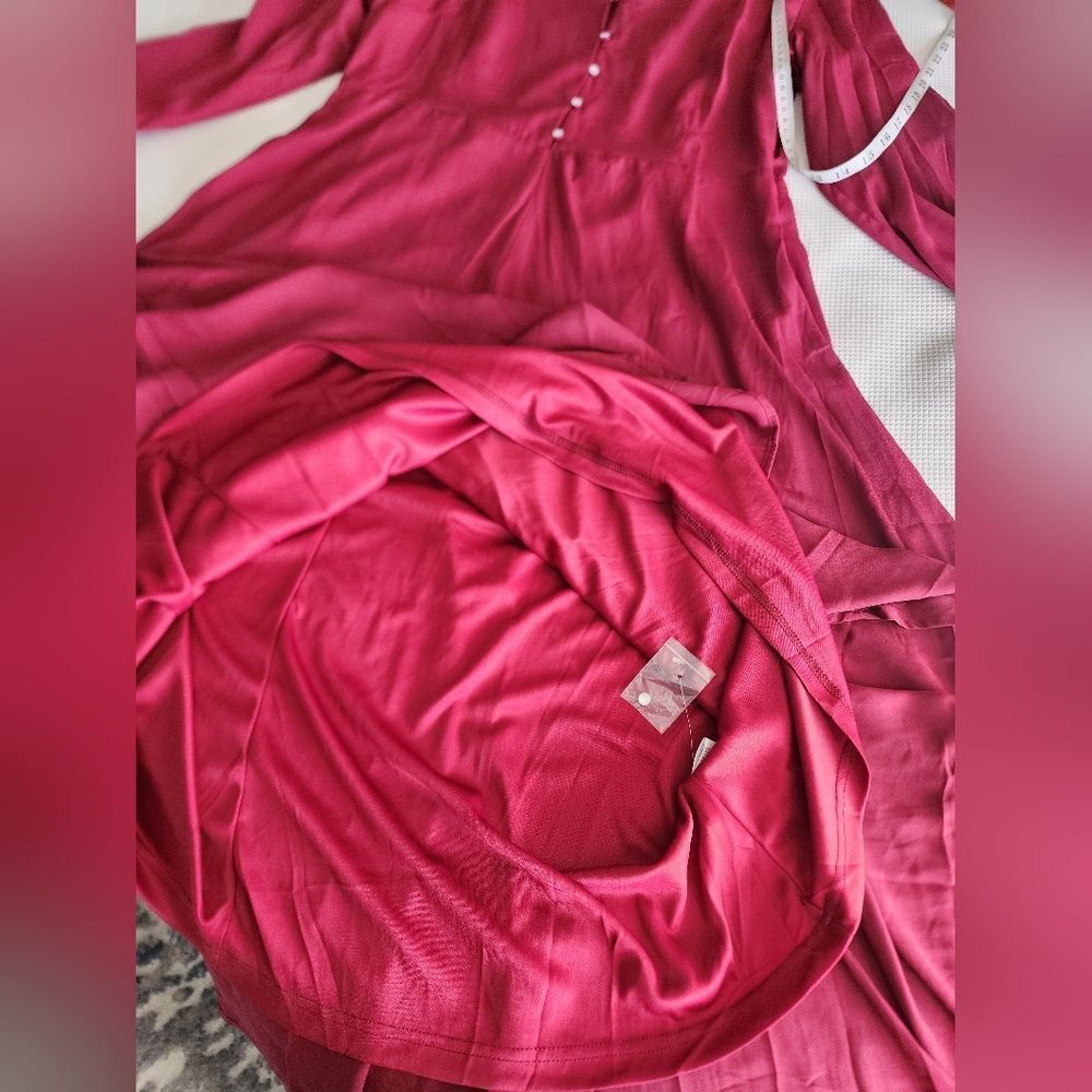 The Pyramid Collection Deep Red Long Sleeve Dress - Picture 14 of 16